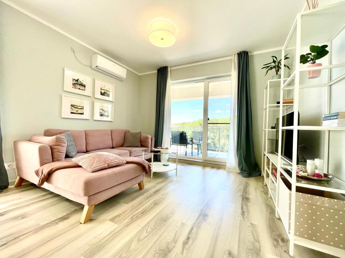 Forest View Apartment Тимишоара Экстерьер фото