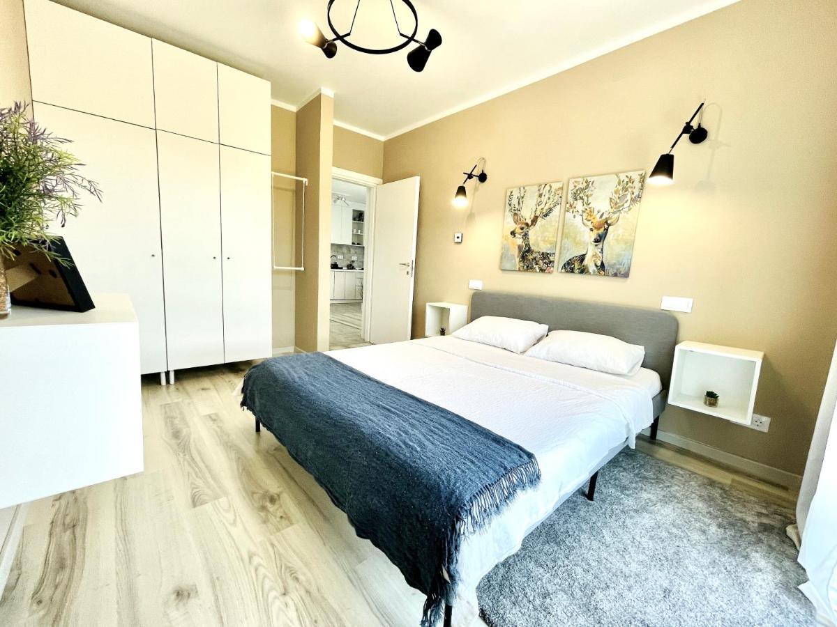 Forest View Apartment Тимишоара Экстерьер фото