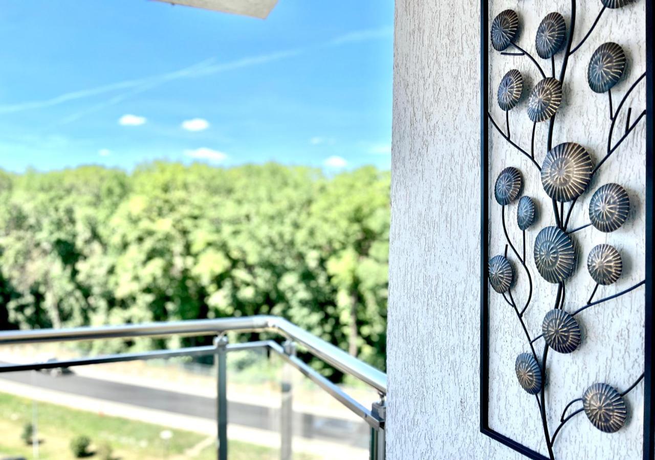 Forest View Apartment Тимишоара Экстерьер фото